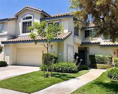 7935 E Acorn Ct Anaheim Hills, CA 92808