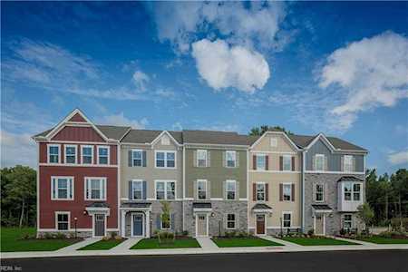 1701 Bounty Reach Chesapeake, VA 23323