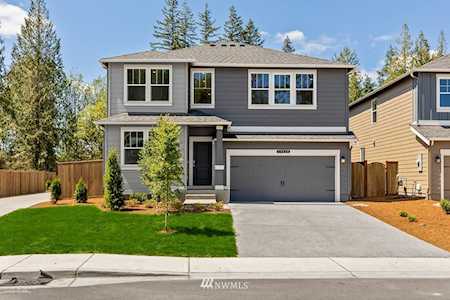 17528 Crossing Dr E #37 Puyallup, WA 98374