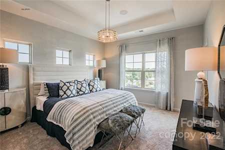 10016 Hemingway Place Mint Hill, NC 28227