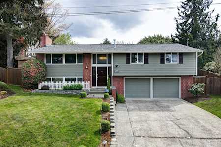 15224 SE 2nd Place Bellevue, WA 98007
