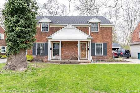 3794 Brewster St Dearborn, MI 48120
