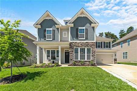 685 Belle Grove Dr Lake Wylie, SC 29710