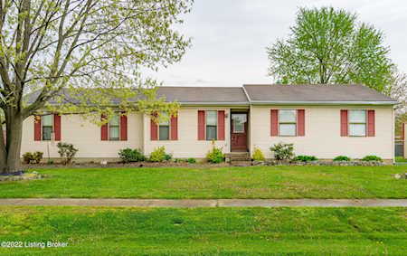 12230 Dulcie Ct Shepherdsville, KY 40229