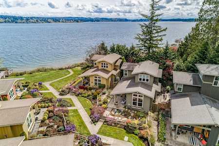 7748 Chico Way NW Bremerton, WA 98312