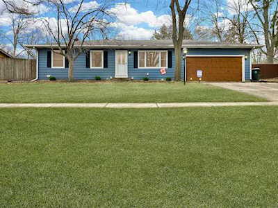 30W147 Bruce Ln Naperville, IL 60563