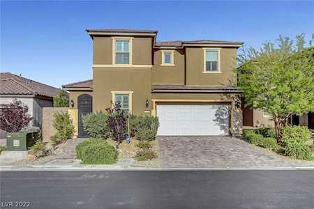7256 Tawny Mill St Las Vegas, NV 89148