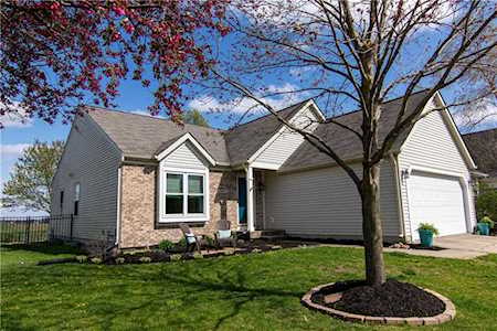 17911 Grassy Knoll Dr Westfield, IN 46074