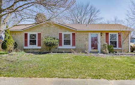 6805 Longlake Dr Louisville, KY 40291