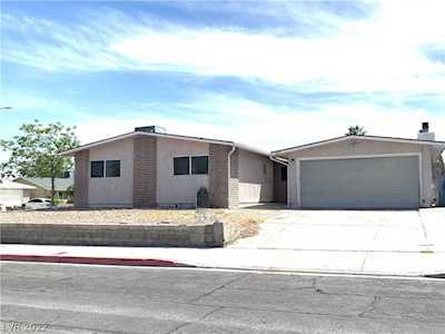7017 Michael Collins Place Las Vegas, NV 89145