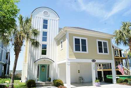 125 N Oak Drive Surf City, NC 28445