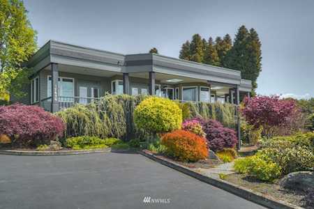 17670 Fjord Dr Poulsbo, WA 98370