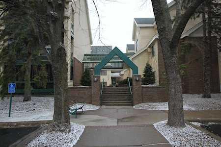 7605 Edinborough Way #6216 Edina, MN 55435