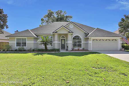812 Buckeye Ln St Johns, FL 32259