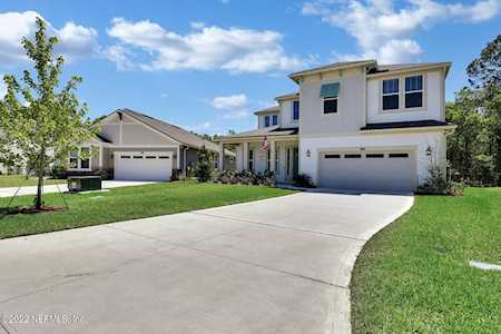 359 Oak Shadow Pl St Johns, FL 32259