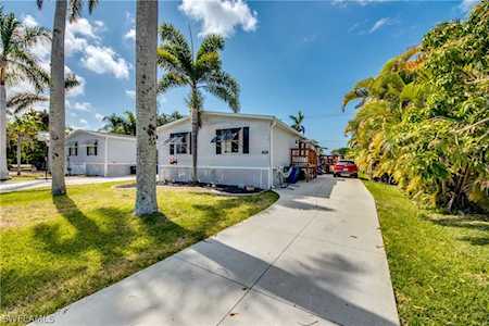 13025 Point Breeze Dr Fort Myers, FL 33908