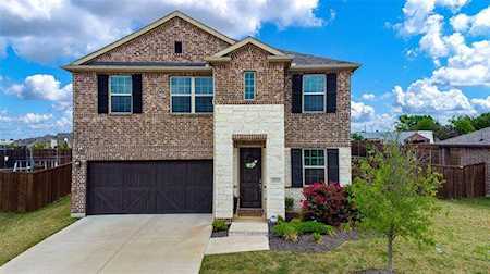 2313 Bella Court Carrollton, TX 75010