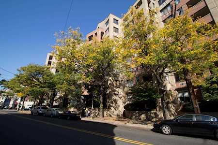300 Newark St #4J Hoboken, NJ 07030