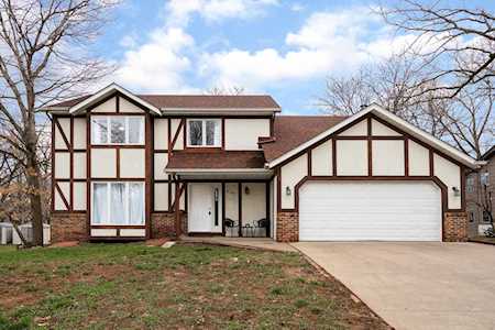 2347 Hillwood Drive E Maplewood, MN 55119