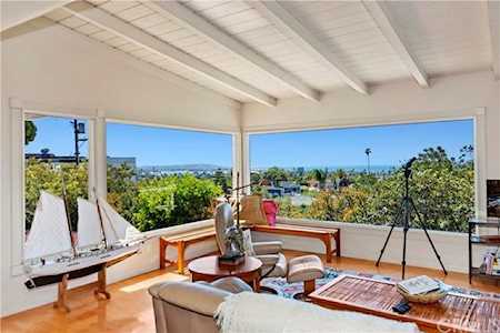 1516 Loring Street Pacific Beach (San Diego), CA 92109