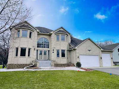 3125 Berwick Knoll Brooklyn Park, MN 55443