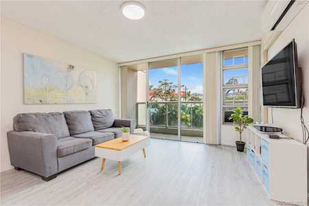 1133 Waimanu Street #203 Honolulu, HI 96814