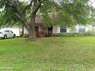 686 Martinique Ct Fleming Island, FL 32003