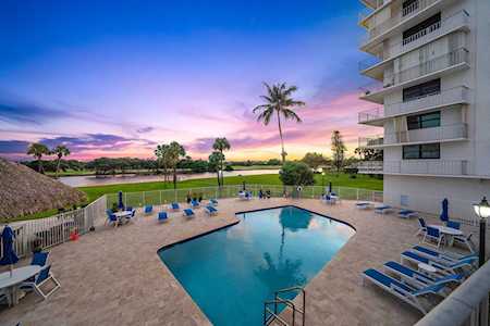 336 Golfview Road #403 North Palm Beach, FL 33408