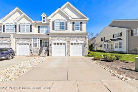 131 Brookfield Dr Jackson, NJ 08527