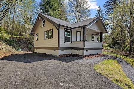 1946 Spirit Lake Hwy Castle Rock, WA 98611