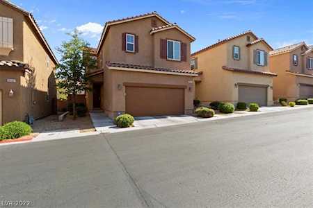 10513 W Gilmore Ave Las Vegas, NV 89129