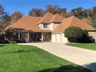 4378 Prestwick Xing Westlake, OH 44145