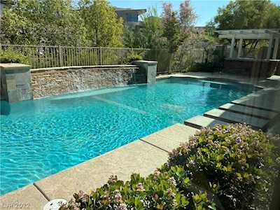 38 Golf Crest Ct Henderson, NV 89052