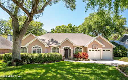2244 Beachcomber Trl Atlantic Beach, FL 32233