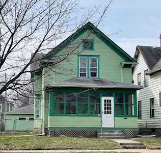 926 6th Street E Saint Paul, MN 55106