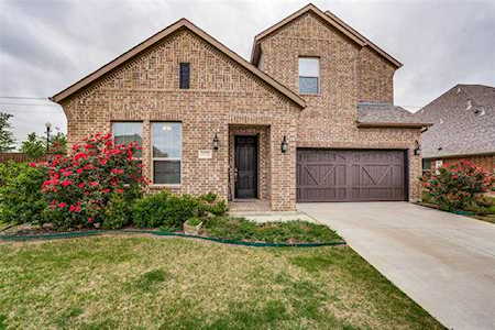 1910 Bent Creek Way Mansfield, TX 76063