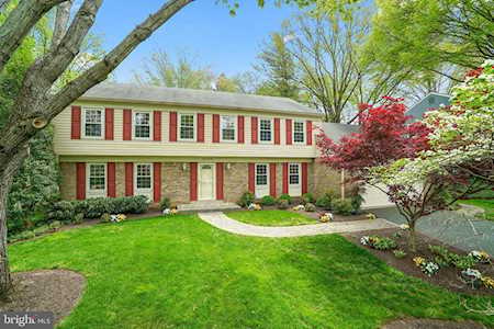 12709 Lamp Post Ln Potomac, MD 20854