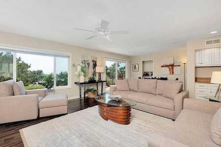 105 Villa Hermosa Court Solana Beach, CA 92075