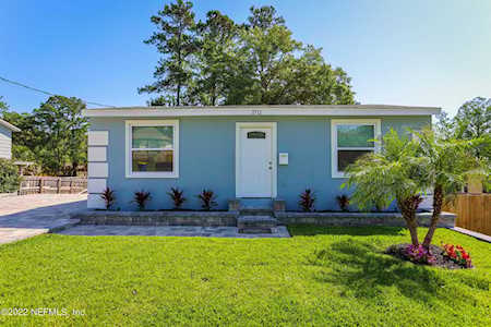 1711 Red Bay Ct Jacksonville, FL 32211