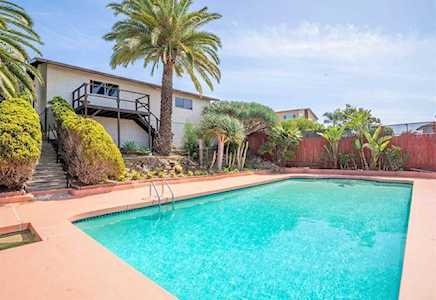 2435 Poinsettia Street San Diego, CA 92106