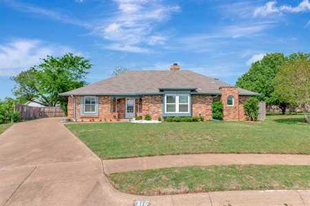 317 Norfolk Court Bedford, TX 76021