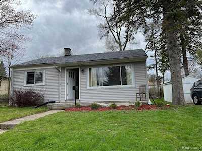 1330 Kay Pkwy Ann Arbor, MI 48103