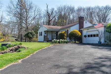 14 Knorr Road Monroe, CT 06468