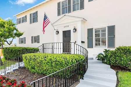 2555 Locust St San Diego, CA 92106