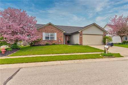 293 E Quail Wood Ln Westfield, IN 46074
