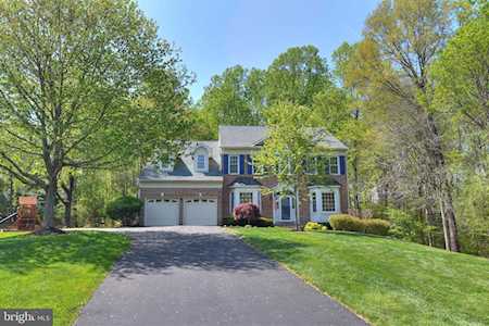 1208 Crayton Rd Herndon, VA 20170