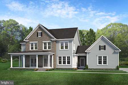16099 Waterford Creek Circle Hamilton, VA 20158