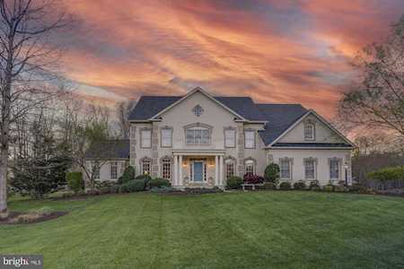 5804 Ridings Manor Place Centreville, VA 20120