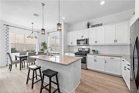 4234 Horvath St #102 Corona, CA 92883
