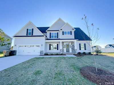 36 Barton Bay Lane Clayton, NC 27520